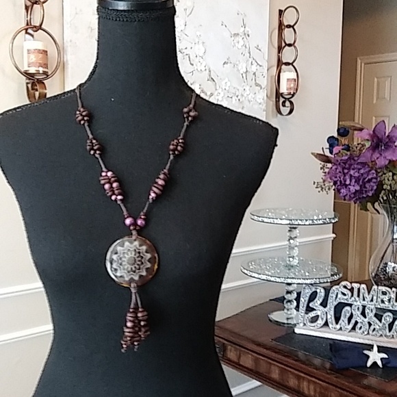 Coffee Bean Necklace With Floral Disk Pendant - Picture 4 of 17